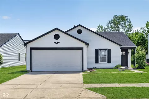 Exterior - 2145 Shadowbrook Dr, Plainfield, IN 46168 photo 1 of 9