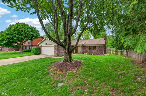 8414 Slippery Elm Ct, Indianapolis, IN 46227