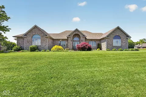 675 N Auburn Ridge Dr, Linton, IN 47441