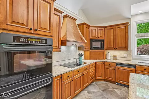 3325 Nottinghill Dr E, Plainfield, IN 46168 photo 18