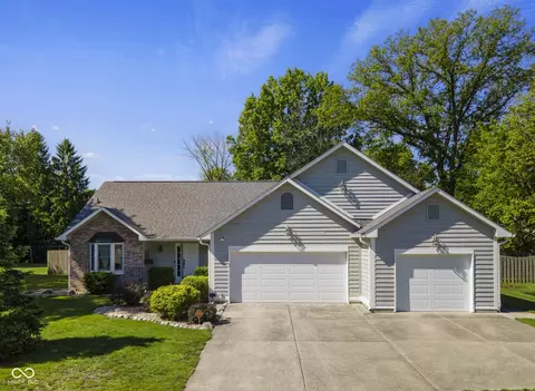 1129 Wheatfield Ct, Carmel, IN 46032
