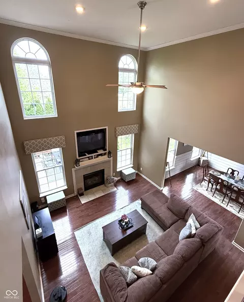 Living - 2094 Seneca Ln, Plainfield, IN 46168 photo 3 of 3