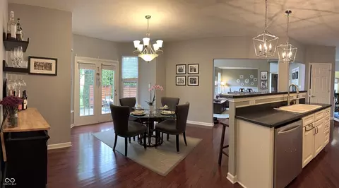 Dining - 2094 Seneca Ln, Plainfield, IN 46168 photo 4 of 6