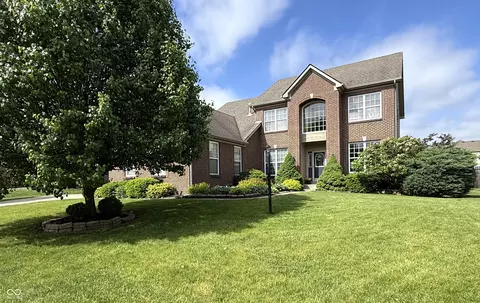 2094 Seneca Ln, Plainfield, IN 46168