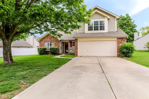 6824 Millbrook Cir, Indianapolis, IN 46237