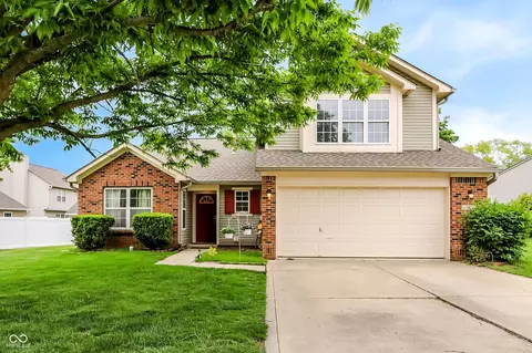 6824 Millbrook Cir, Indianapolis, IN 46237