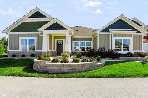 6222 Fairview Dr, Mccordsville, IN 46055