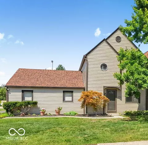 5924 Highgate Cir E, Indianapolis, IN 46250