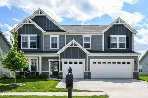 1243 Locomotive Dr, Westfield, IN 46074