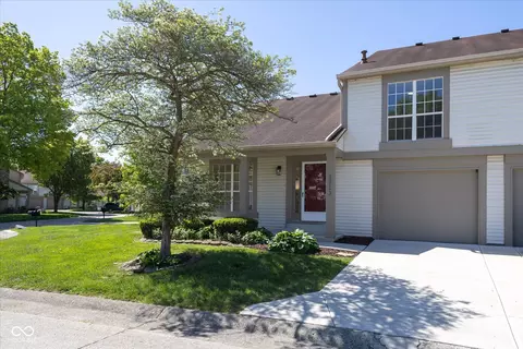 7913 Hunters Path, Indianapolis, IN 46214
