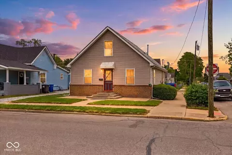 416 Montgomery St, Shelbyville, IN 46176