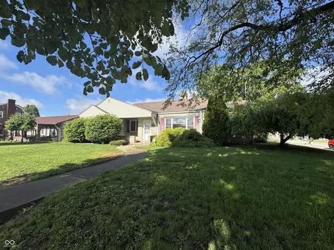 1231 N Main St, Rushville, IN 46173