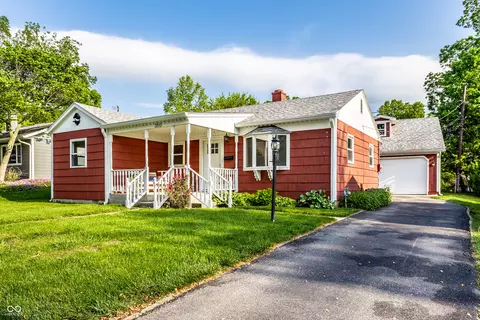 310 W Ash St, Zionsville, IN 46077