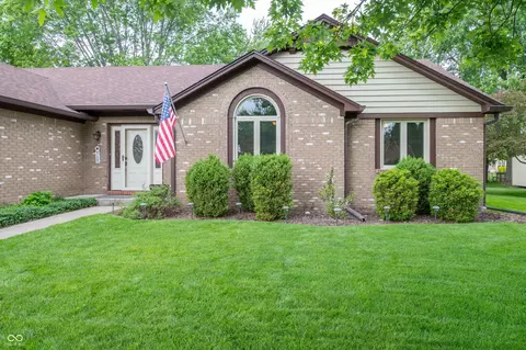 7928 Santolina Dr, Indianapolis, IN 46237