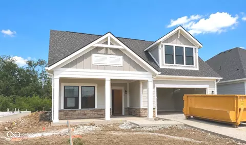 7086 Yosemite Dr, Zionsville, IN 46077