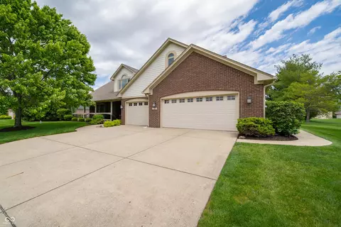 7398 W Banton Cir, New Palestine, IN 46163
