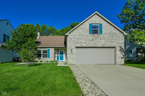 1952 Central Park Blvd W, Greenwood, IN 46143