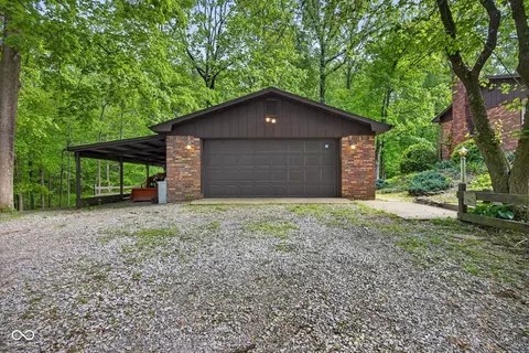 Exterior - 982 E Coonpath Rd, Spencer, IN 47460 photo 6 of 15