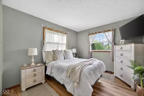 Bedroom - 982 E Coonpath Rd, Spencer, IN 47460 photo 3 of 4