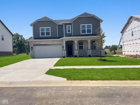 2401 Zion Trl, Greenwood, IN 46143