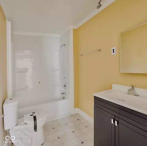 Bath - 120 W Warren St, Mitchell, IN 47446 photo 1 of 1