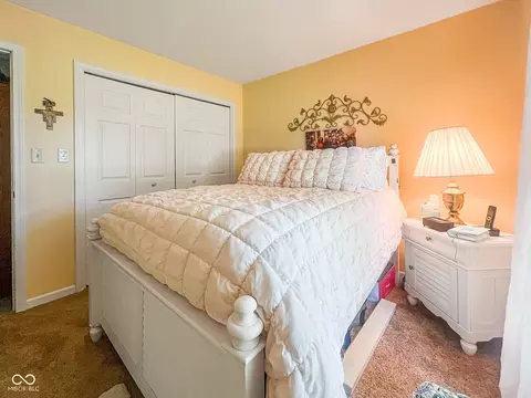 Bedroom - 3345 30th St, Columbus, IN 47203 photo 2 of 5