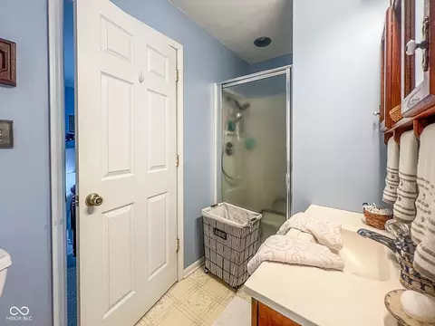 Bath - 3345 30th St, Columbus, IN 47203 photo 1 of 2