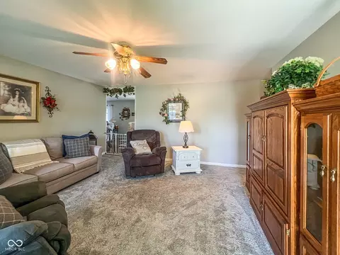 Living - 3345 30th St, Columbus, IN 47203 photo 3 of 5