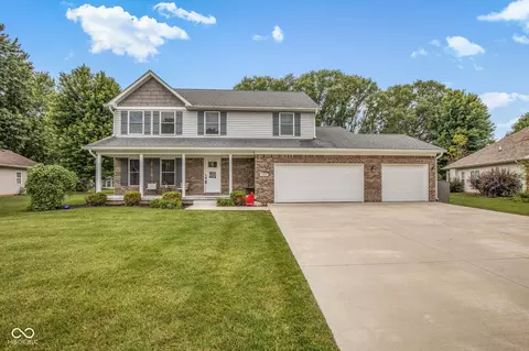 425 S Bridge Water Ln, Muncie, IN 47304
