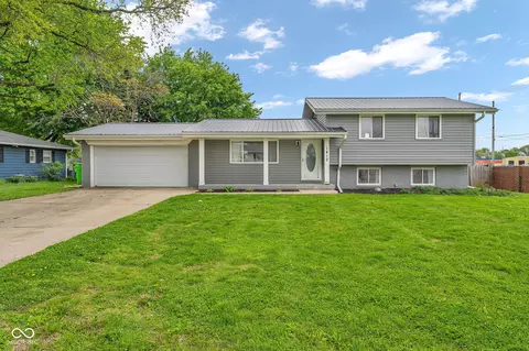 1412 Durham Dr, Crawfordsville, IN 47933