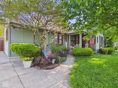 318 Vasbinder Dr, Chesterfield, IN 46017