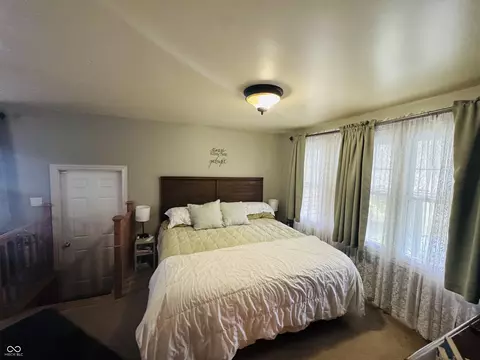 Bedroom - 2722 17th St, Columbus, IN 47201 photo 1 of 7