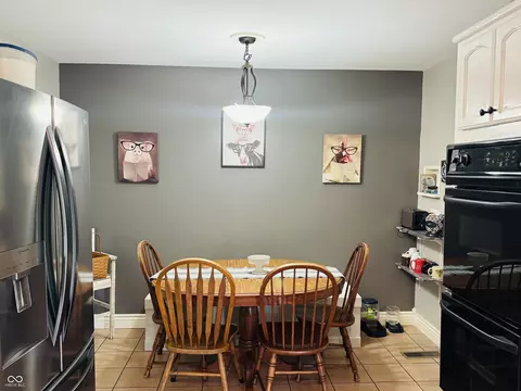 Kitchen - 2722 17th St, Columbus, IN 47201 photo 1 of 6