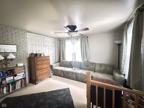Living - 2722 17th St, Columbus, IN 47201 photo 4 of 6