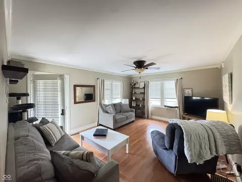 Living - 2722 17th St, Columbus, IN 47201 photo 3 of 6