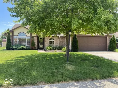 7711 Germander Ln, Indianapolis, IN 46237