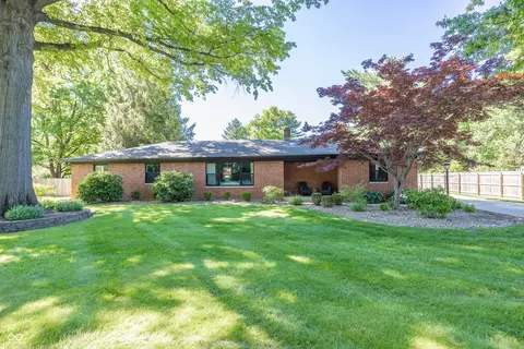 2513 E 99th St, Indianapolis, IN 46280