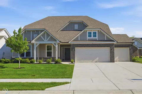 5722 Arctic Run Dr, Noblesville, IN 46062