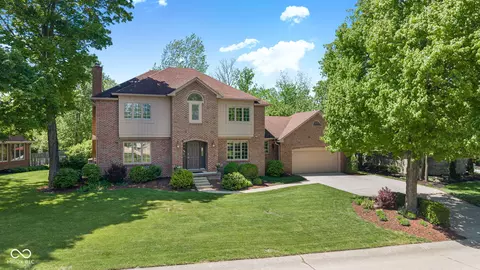 8342 Catamaran Dr, Indianapolis, IN 46236