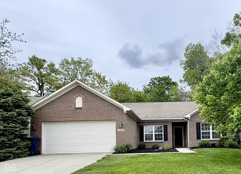9809 Brook Wood Dr, Mccordsville, IN 46055