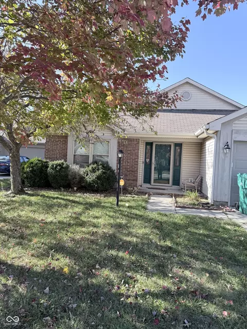 6426 Hunters Green Ct, Indianapolis, IN 46278