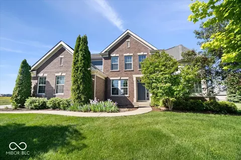 1524 Anon Ct, Greenwood, IN 46143
