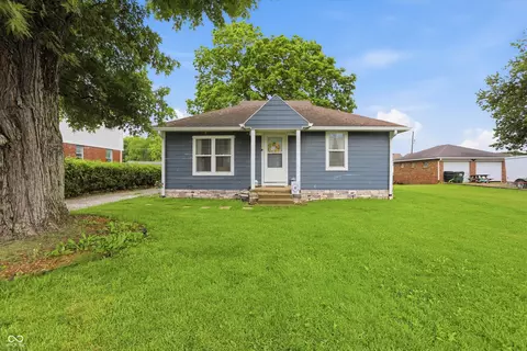 12 E North St, New Palestine, IN 46163