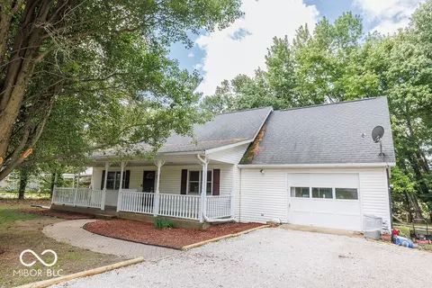 647 Concord Rd, Gosport, IN 47433