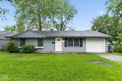 4066 Alsace Pl, Indianapolis, IN 46226