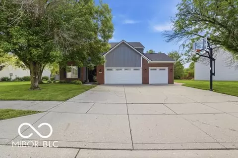 7551 Purple Cress Dr, Avon, IN 46123