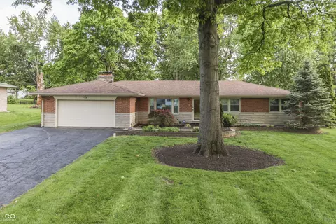 123 E Cragmont Dr, Indianapolis, IN 46227