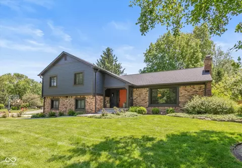 8217 Castle Dr, Indianapolis, IN 46256