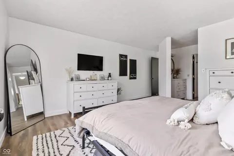 Bedroom - 9532 Behner Ln, Indianapolis, IN 46250 photo 6 of 7