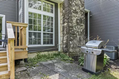 Exterior - 9532 Behner Ln, Indianapolis, IN 46250 photo 11 of 14